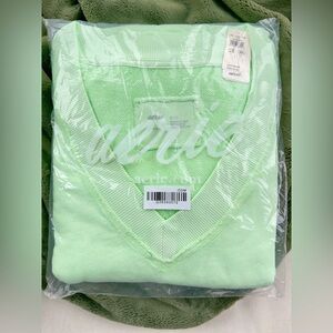 NWT/NIP Aerie Women’s Oversized French Terry V-Neck Sweatshirt